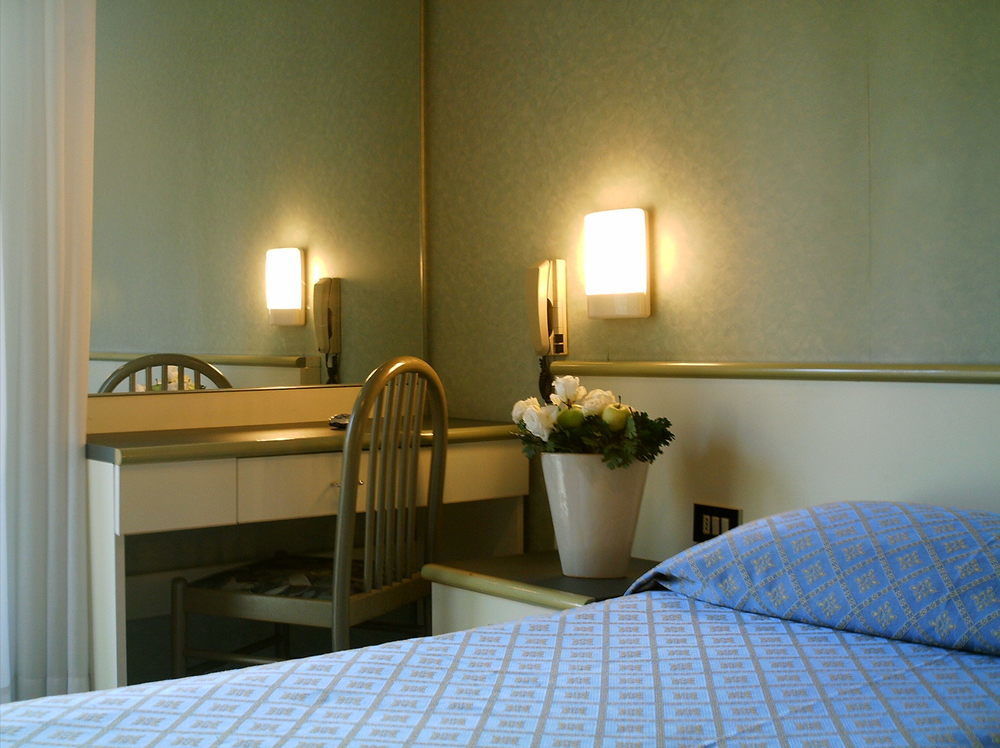 Hotel Europa Arma di Taggia Luaran gambar